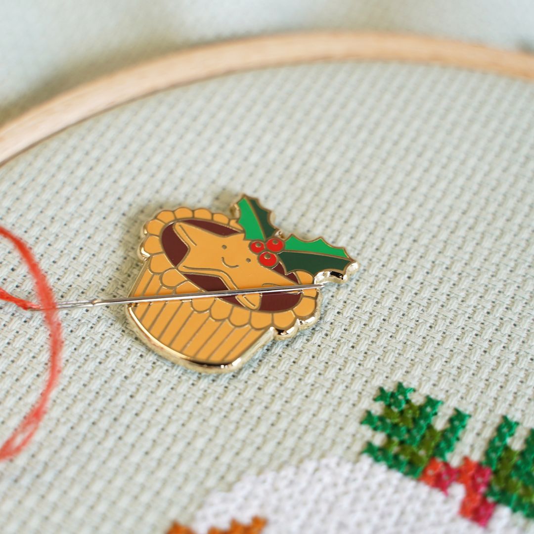 Needle Minder - Mince Pie